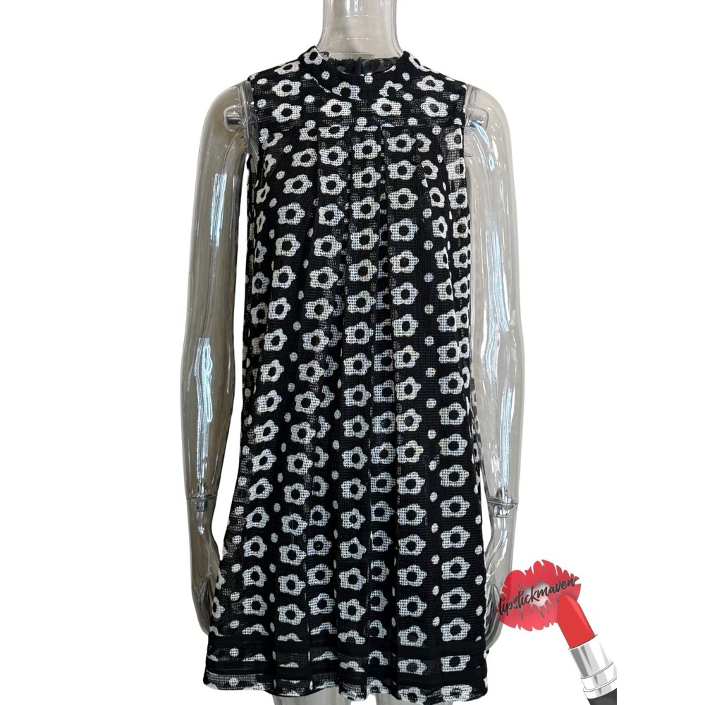 Sachin & Babi Dress Womens 10 Black White Floral Pleated Swing Anthropologie